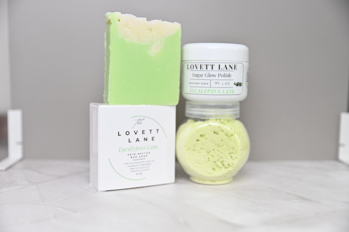 Deluxe Lane Collection